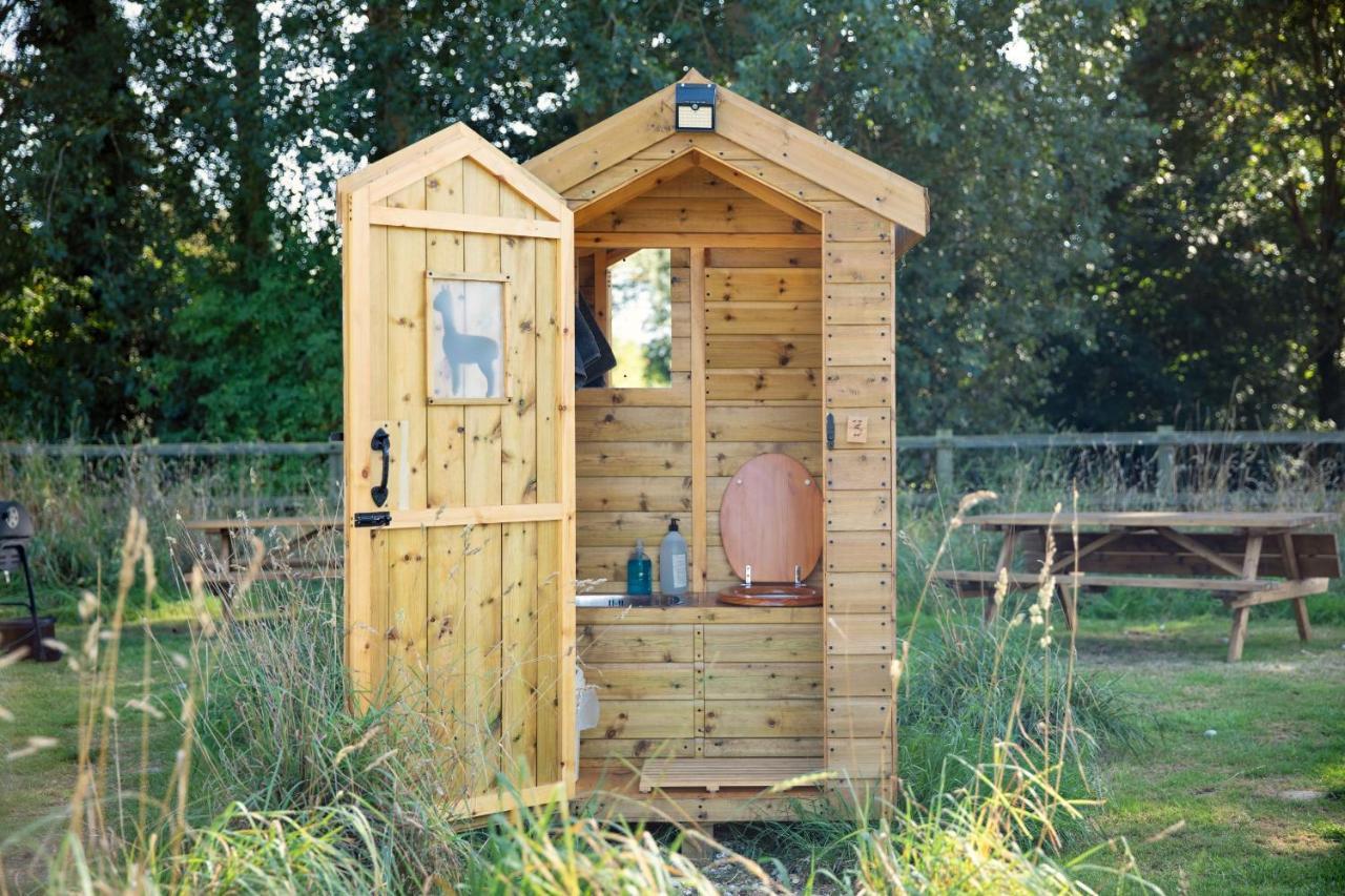 Horsley Hale Farm Glamping Hotel Ely Bagian luar foto