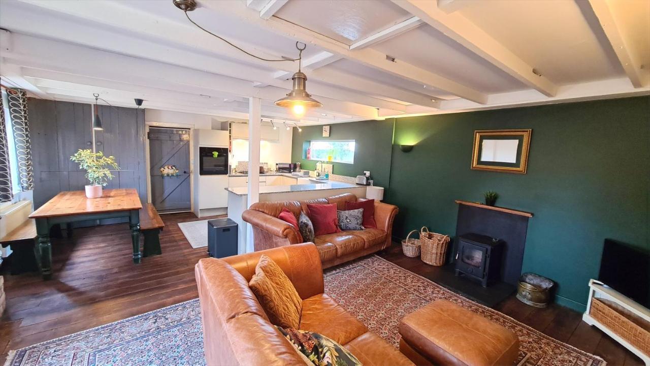 Horsley Hale Farm Glamping Hotel Ely Bagian luar foto